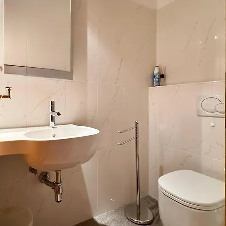 شقة 3.5 Dmura Bernina *